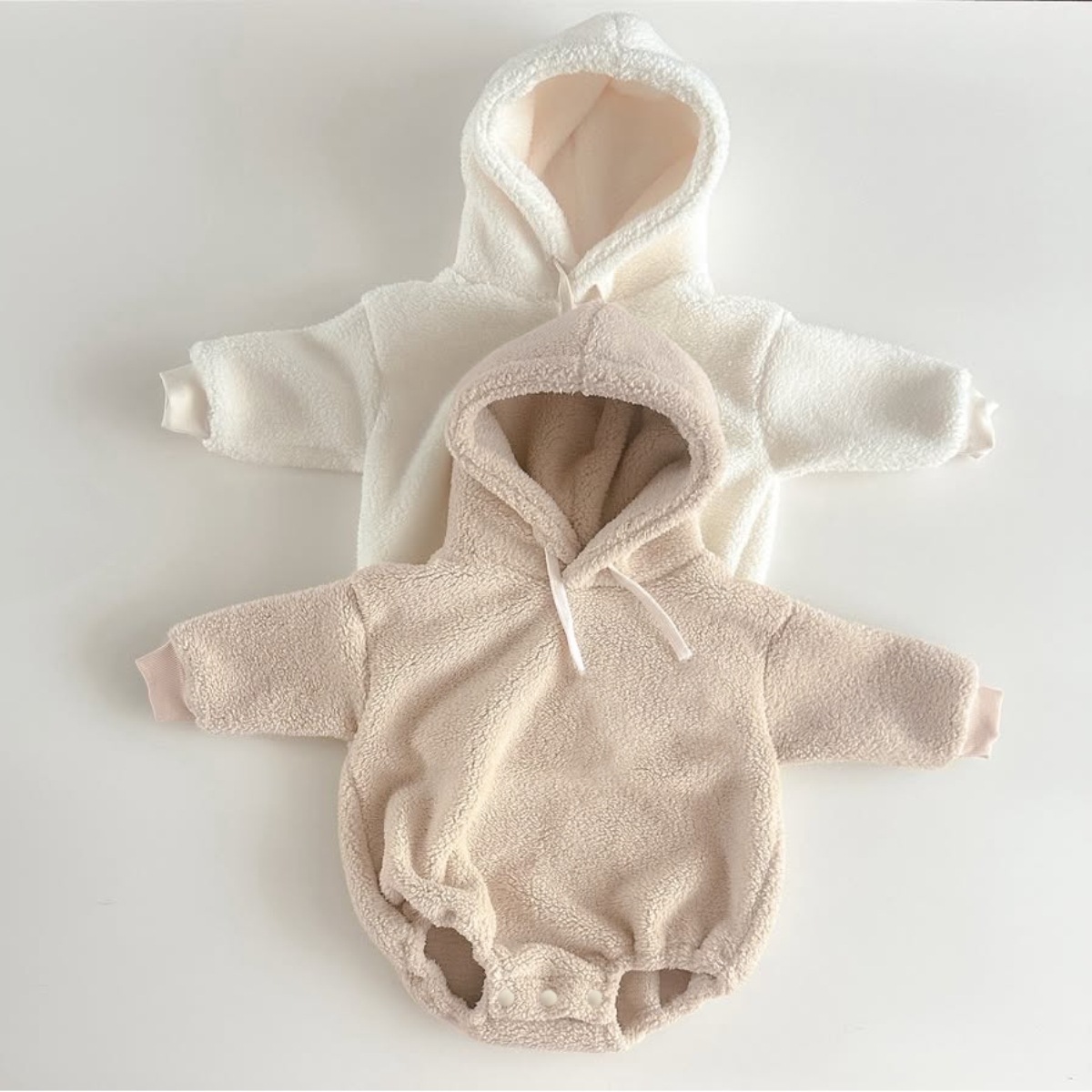 2025新入荷EG★ベビー服　ロンパース★66cm〜90cm 2色