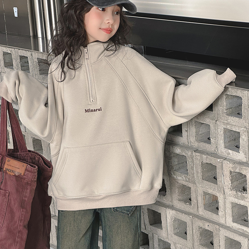2025秋新品★子供服　トレーナー★120cm〜170cm 2色