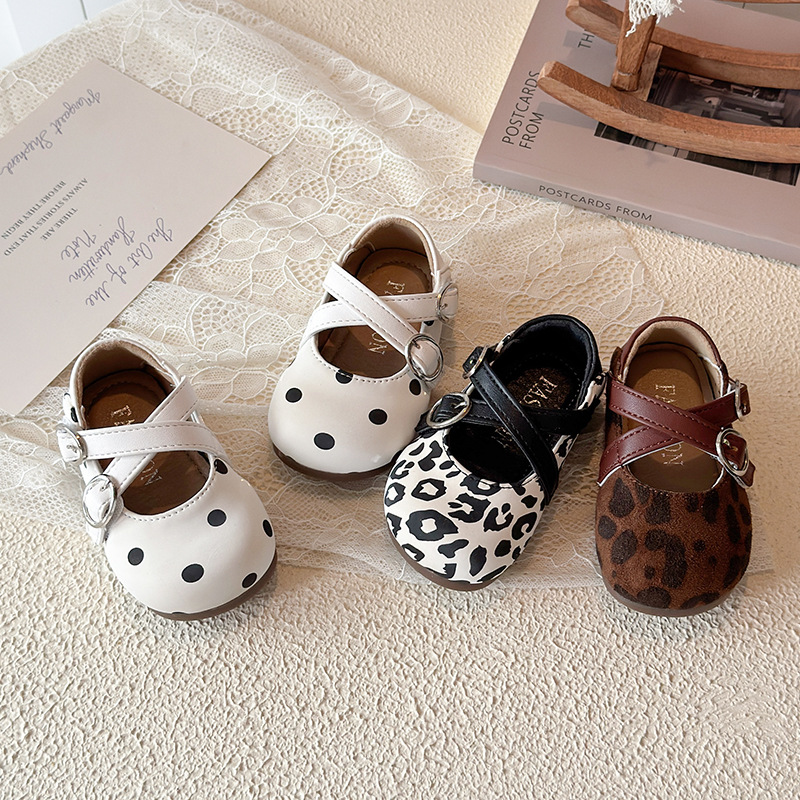 2026新入荷★子供靴★シューズ　サンダル★15/11.5cm〜25/15.5cm 3色
