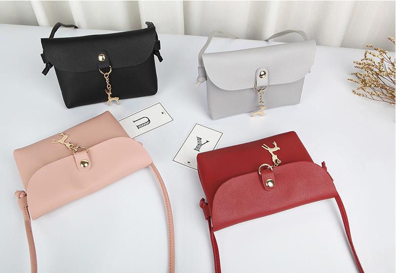 新入荷★バッグ　ショルダーバッグ　斜め掛けバッグ　携帯入れバック★4色　