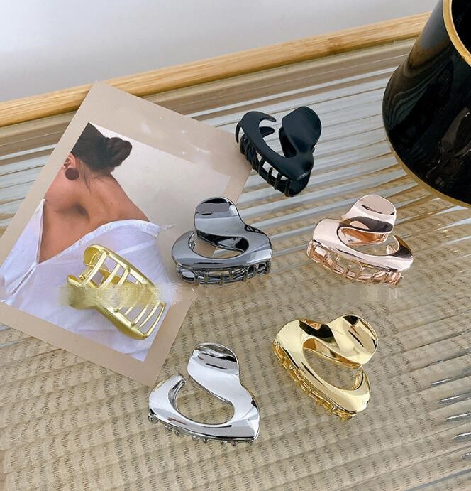 髪飾り★韓国ヘアアクセサリー★バンスクリップ★ヘアクリップ