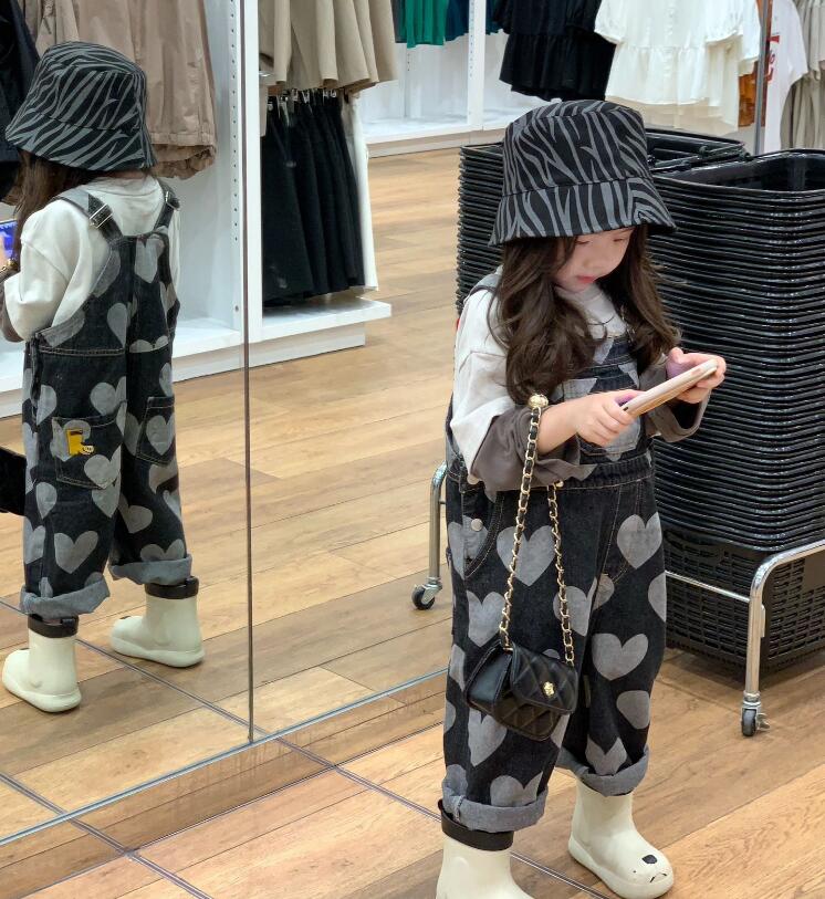 2023秋新品★子供服　デニムサロペット★90-140cm★