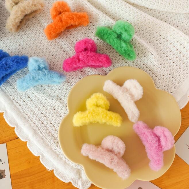 髪飾り★まとめ髪用★ヘアアクセサリー★子供用★ヘアピン★ヘアクリップ★ふわふわ★多色