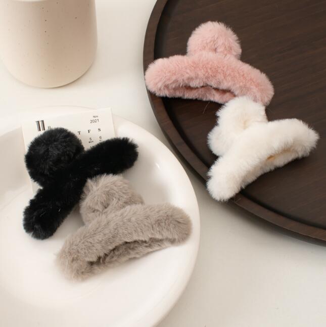 髪飾り★まとめ髪用★ヘアアクセサリー★子供用★ヘアピン★ヘアクリップ★ふわふわ★多色