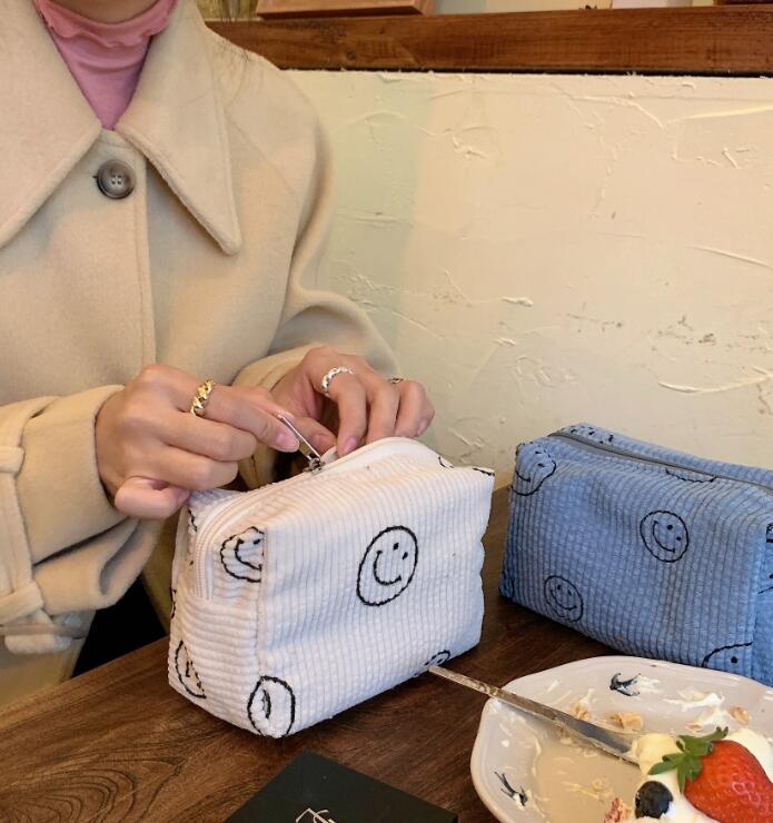 2024★ポーチ★化粧バッグ★カバン★コーデュロイ★6色