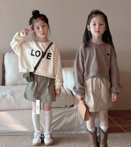 2024年新★子供服　トップス★90-150cm★2色