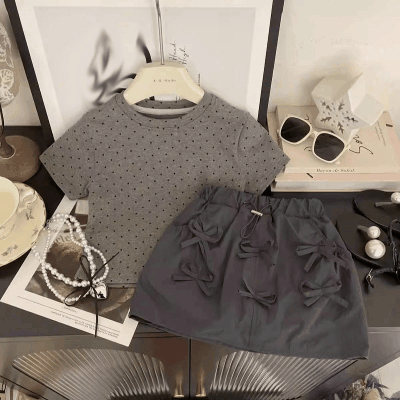春夏新作 ガールズ 3-8歳 ドット柄 スカート リボン 半袖上着 Tシャツ +ショートスカート 5-13