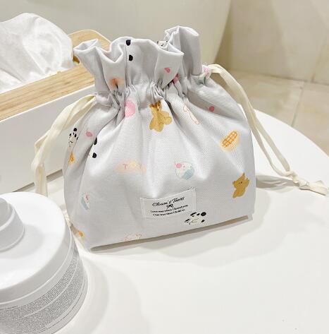 ★収納袋★可愛い化粧袋　巾着袋★2柄