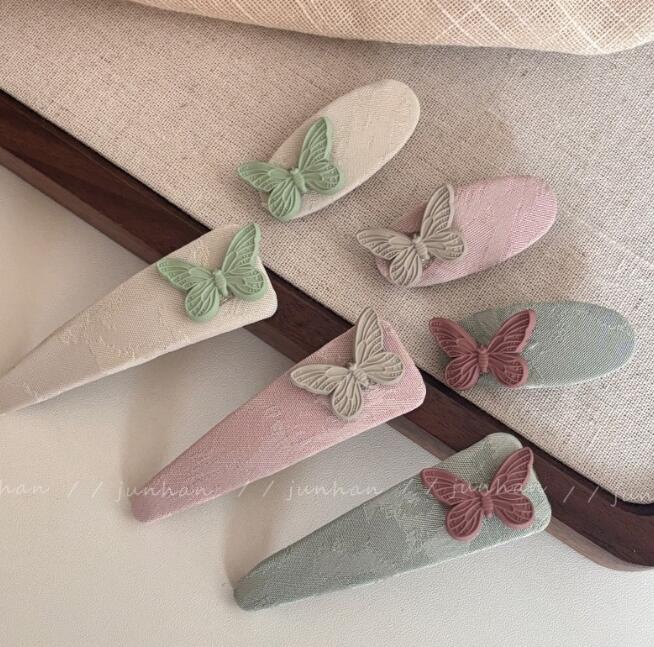 髪飾り★まとめ髪用★ヘアアクセサリー★ヘアピン★レディース★蝶々