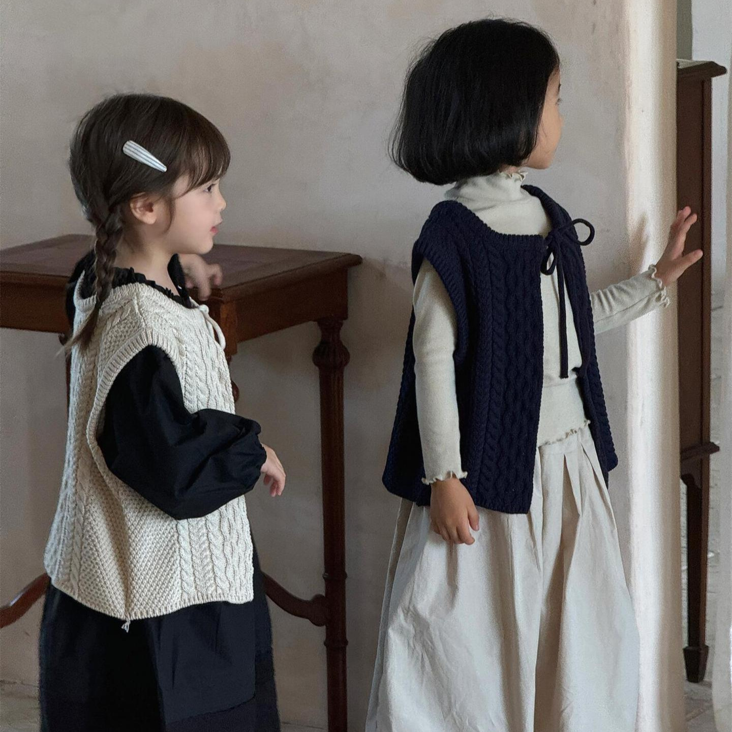 2024秋新入荷J★子供服 　カーディガン　ベストコート★90cm〜140cm 2色
