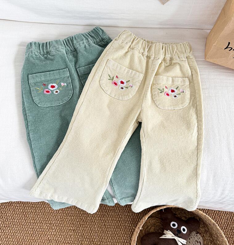 2024秋新入荷★子供服　ズボン★90cm〜140cm 2色