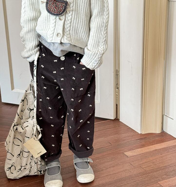 2024秋新入荷★子供服　ズボン★80cm〜130cm 2色