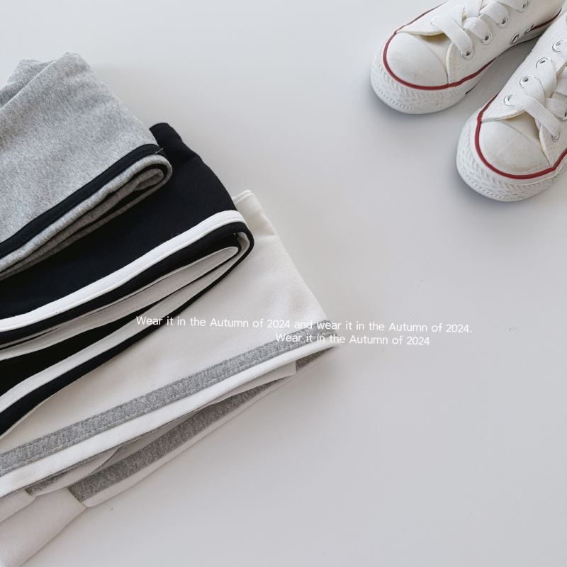 2024秋新作TQ★子供服　レギンス　ズボン★90cm〜150cm 3色