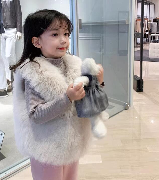 2024秋新品★子供服 　ふわふわベストコート★80〜150