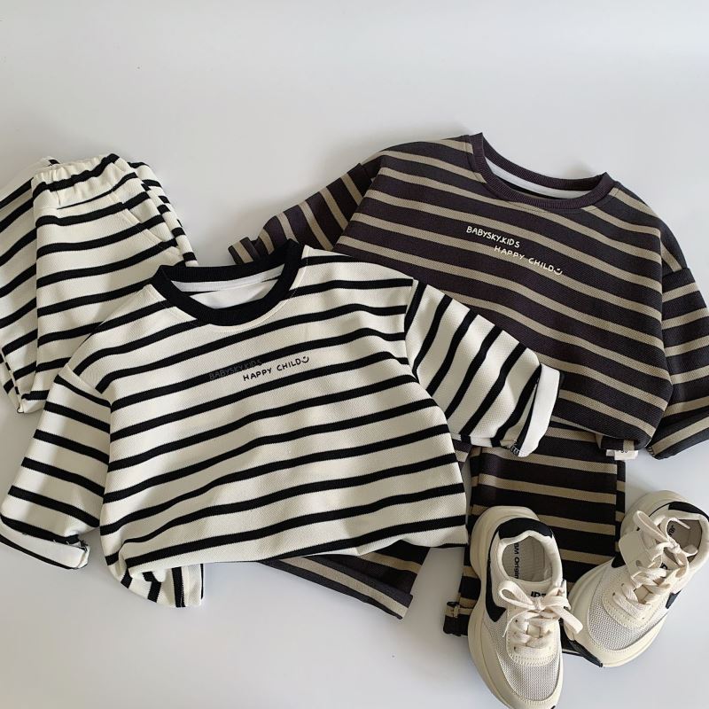 2024秋新品★子供服　セットアップ★90cm〜140cm 2色