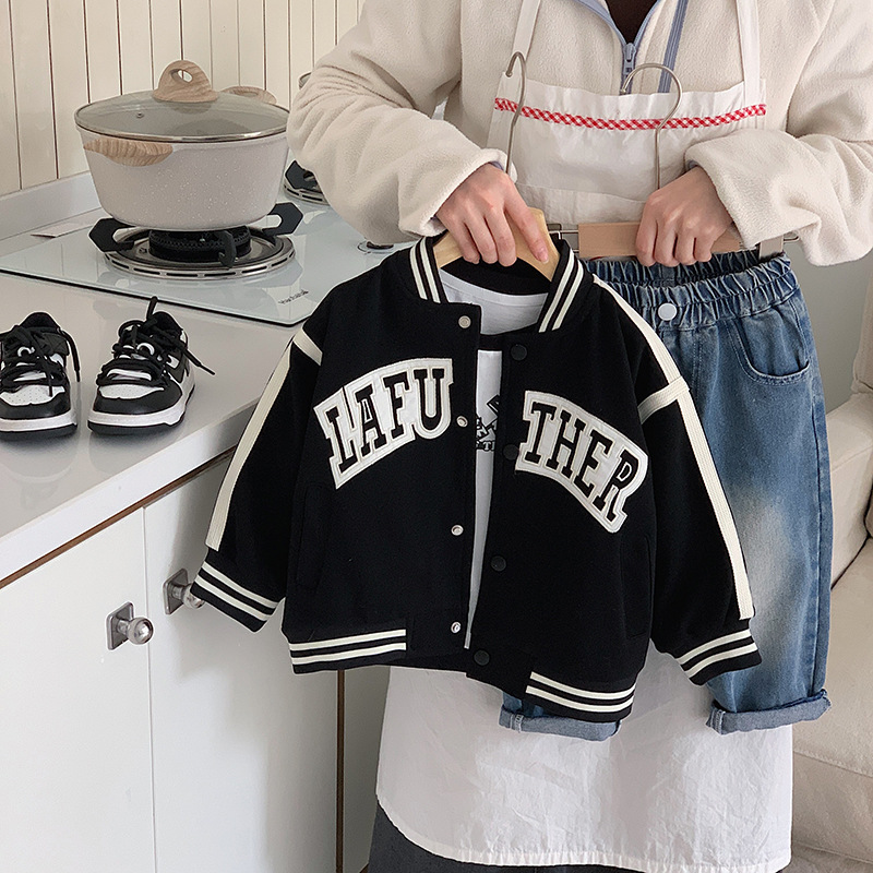 2024新品★子供服 　コート★90cm〜150cm