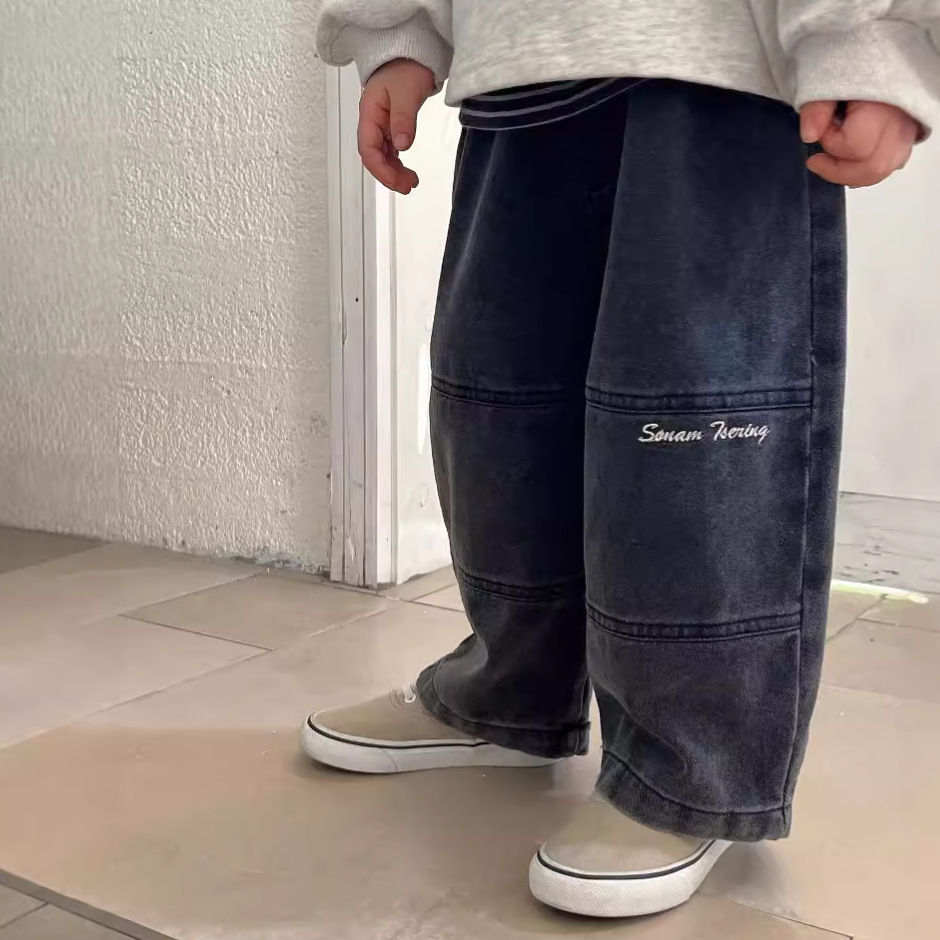 2024秋新入荷★子供服　ズボン★90cm〜140cm