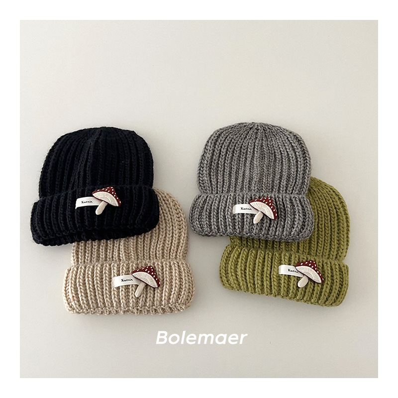 「2024」子供用★帽子★ニット帽子★キッズ★暖かい★7色