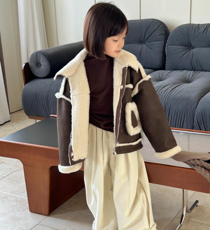 2024秋冬新品★子供服 　コート★90cm〜150cm 2色