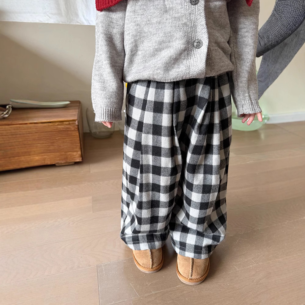 2024冬新入荷★子供服　ズボン★90cm〜150cm