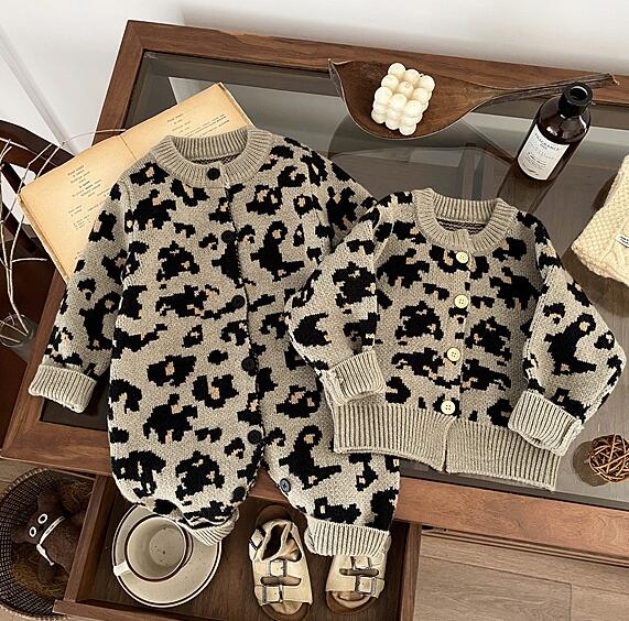 「2024」子供服★セーター★ロンパース★ヒョウ柄★2色73cm〜110cm/66cm〜100cm