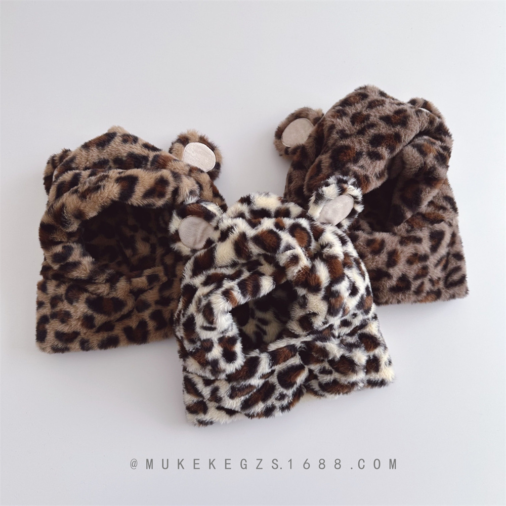 「2024」子供用★帽子★ヒョウ柄★キッズ★耳カバー★ふわふわ★防寒★暖かい★3色