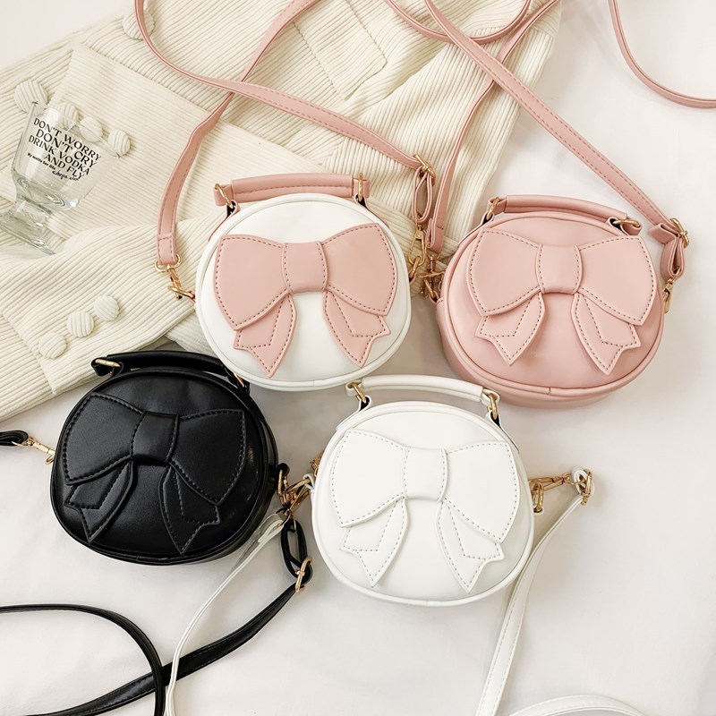 2025新型★子供用バッグ★可愛いショルダーバッグ★4色