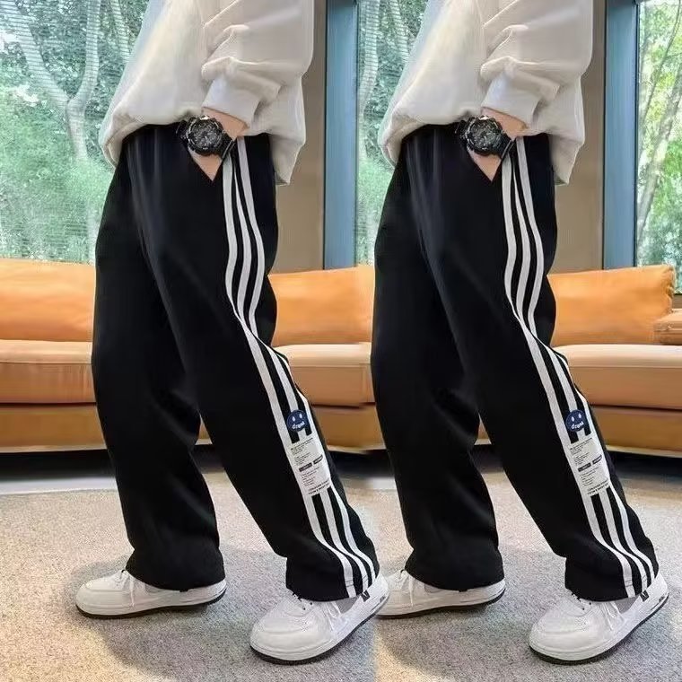 2025新入荷★子供服　ズボン★120cm〜170cm 2色