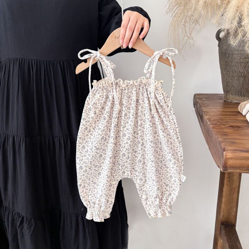 2025新入荷★ベビー服　ロンパース　連体服★66cm〜90cm