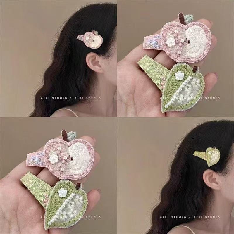 雑貨★髪飾り　ヘアビン★アクセサリー★4色