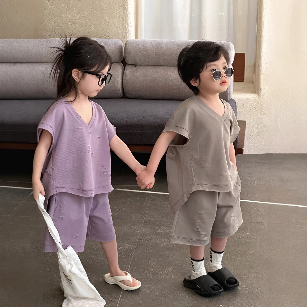 2025新品★子供服　セットアップ★90cm〜140cm 2色