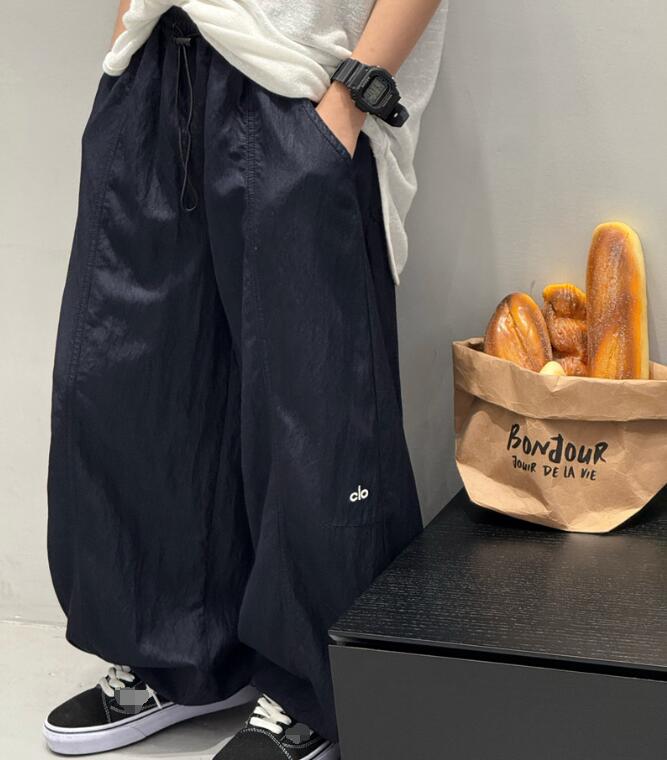 2025新入荷★子供服　ズボン★100cm〜150cm