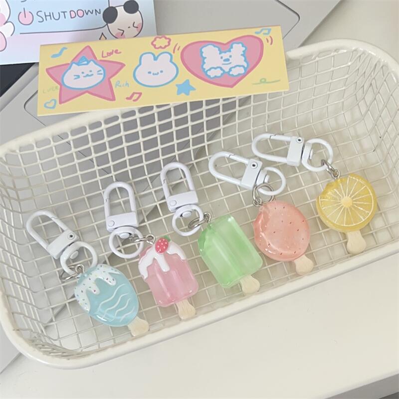 ★可愛いキーホルダー　装飾品★キーチェーン★5色