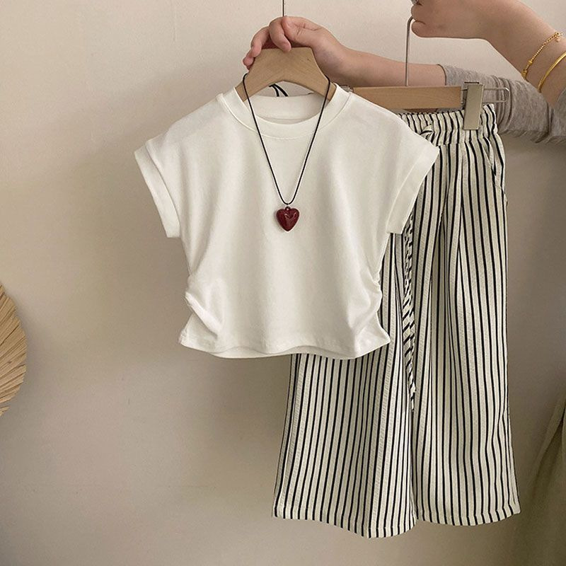 2025新品★子供服　セットアップ★90cm〜150cm 2色