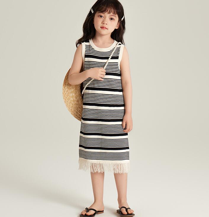 2025新品A★子供服　ニットワンピース★90cm〜160cm