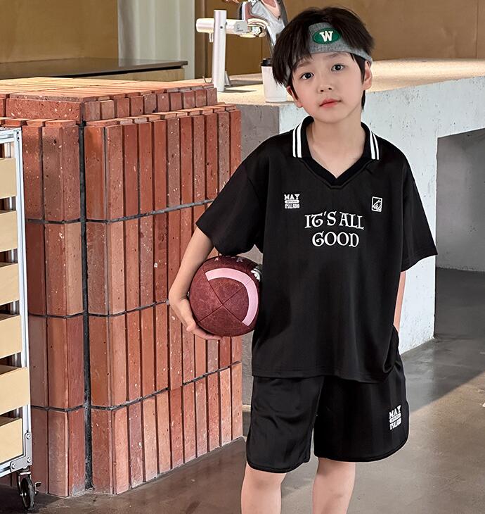 2025新品A★子供服　セットアップ★90cm〜170cm