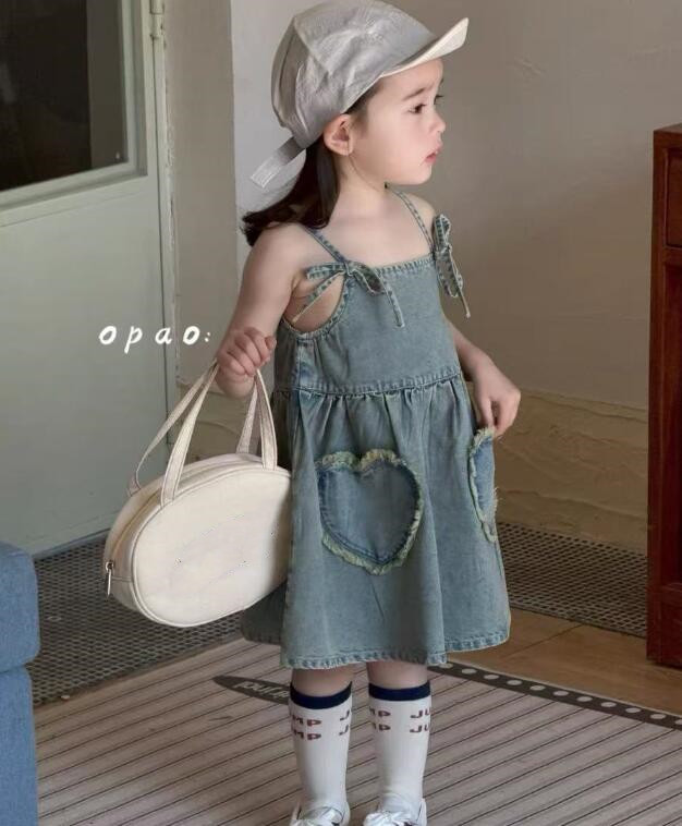 2025新品★子供服　ワンピース★90cm〜140cm