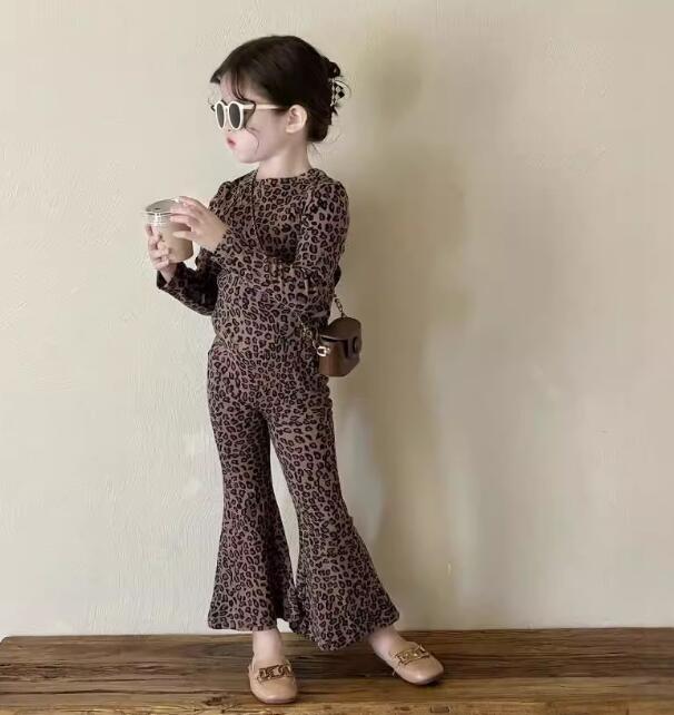 「2025」子供服★トップス+ズボン★セットアップ★韓国風子供服★90cm〜140cm