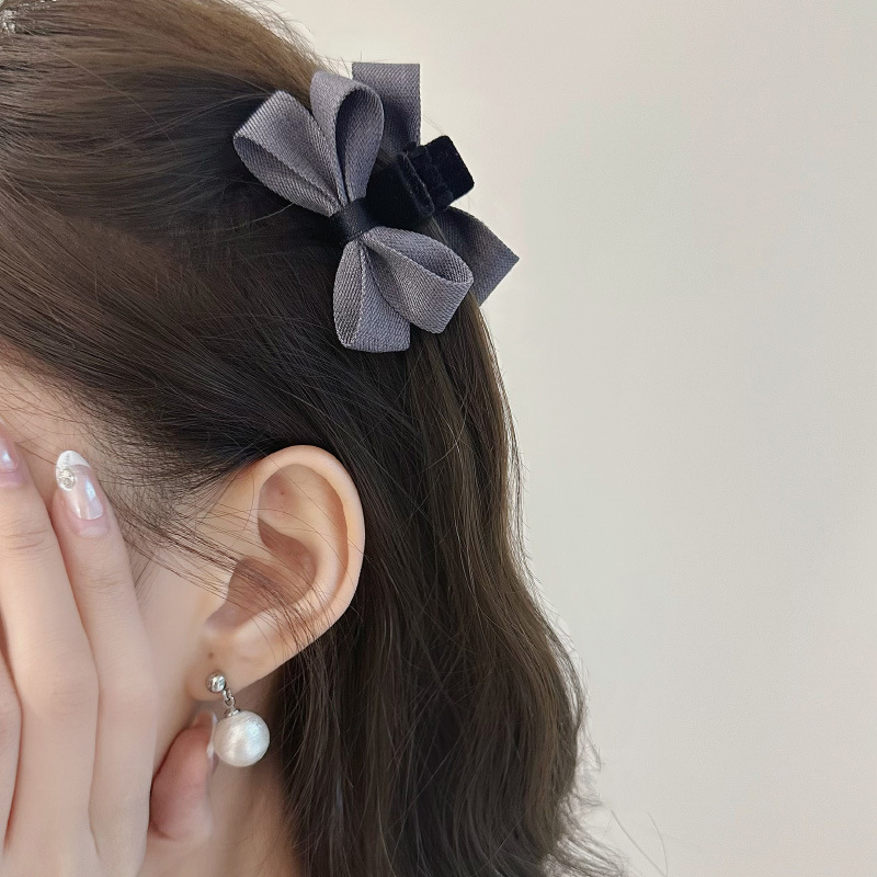 雑貨★髪飾り　ヘアクリップ★アクセサリー★4色