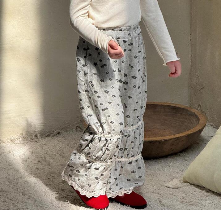 2025秋新品J★子供服　ズボン★90cm〜140cm 2色