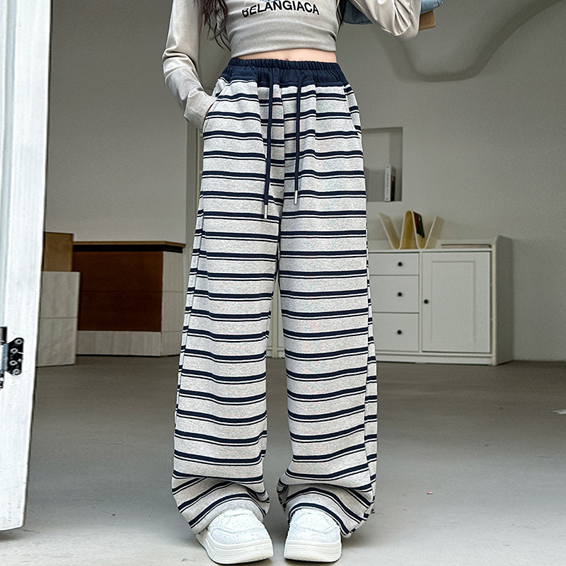 2025新入荷★子供服　ズボン★120cm〜170cm