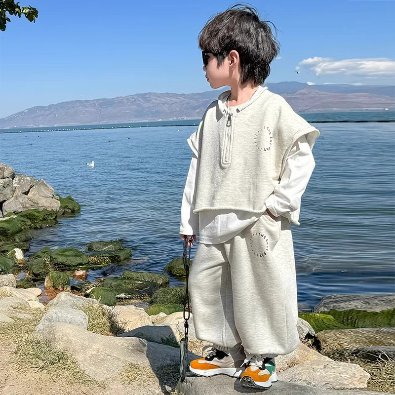 2025新品★子供服　ベスト+長袖トップス+ズボン　セットアップ★100〜150cm