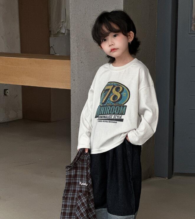 2025秋新品MT★子供服　トレーナー　トップス★90cm〜150cm 2色