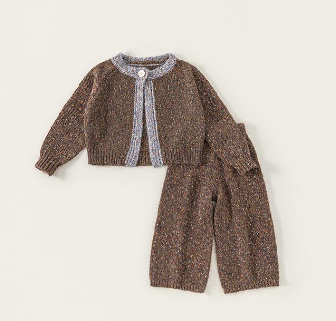 2025秋新品★子供服　ニットセットアップ★90〜140
