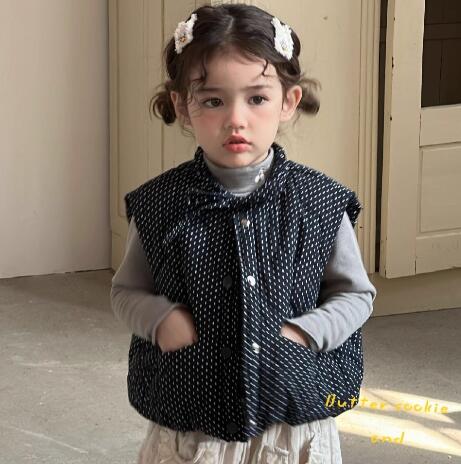 2025秋冬新品★子供服 　ベストコート★90cm〜140cm