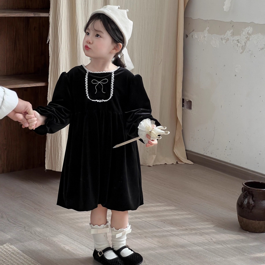 2025冬新品★子供服　ワンピース　裏起毛★90cm〜140cm