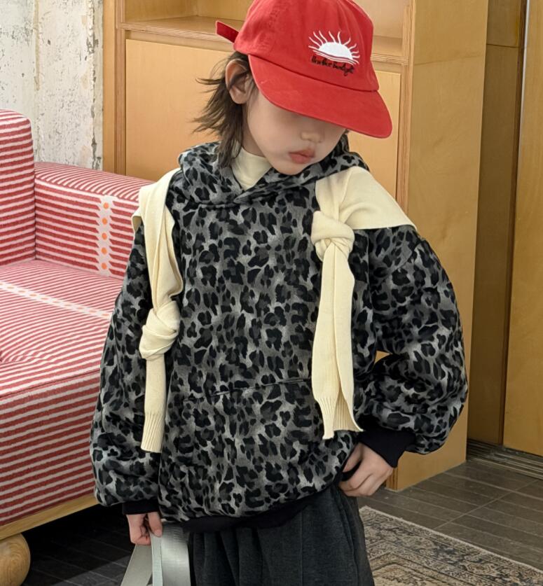 2025冬新品★子供服 　パーカー　裏起毛★100cm〜160cm