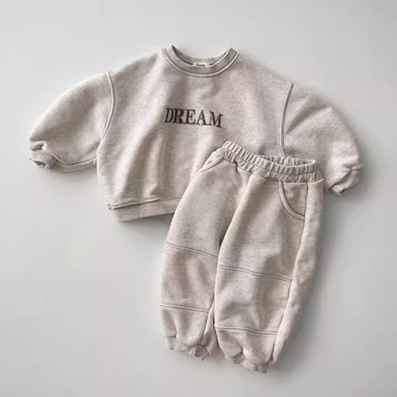 2025新品h★子供服　セットアップ　裏起毛★80cm〜130cm 2色