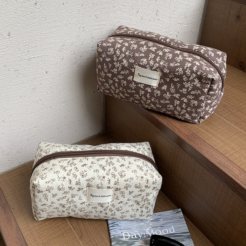 ★収納袋★可愛い財布　化粧袋　ポーチ★2種