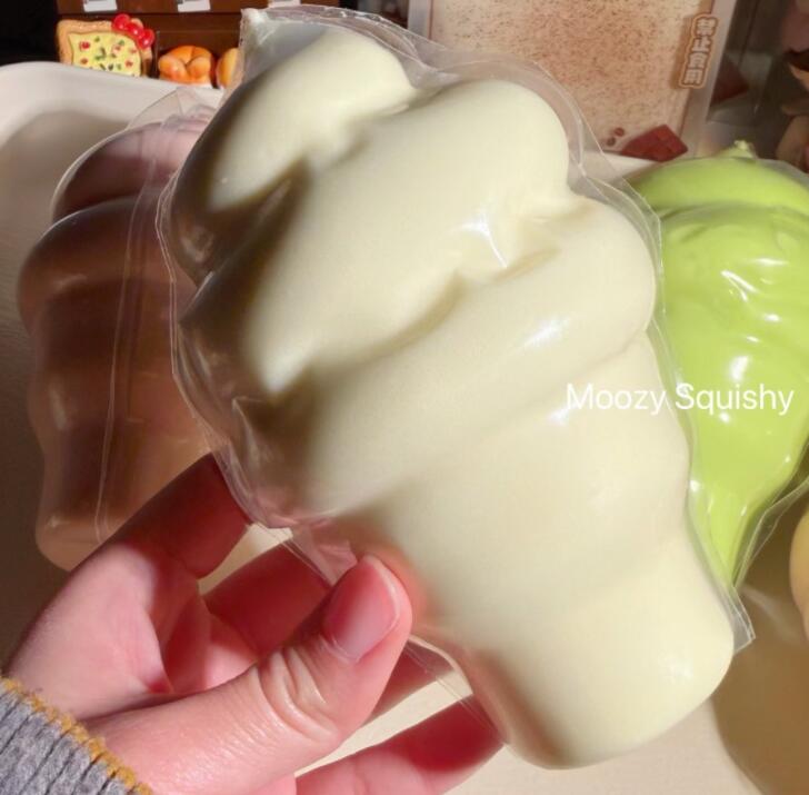 ソフトトイ★もちもち玩具・ホビー★ストレス解消★